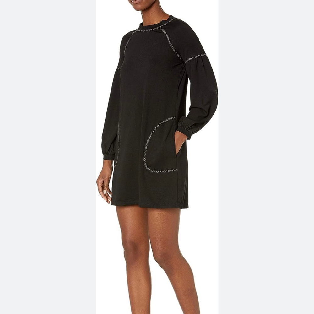 Max studio black dress with grey stitching detail. Size m. NWT